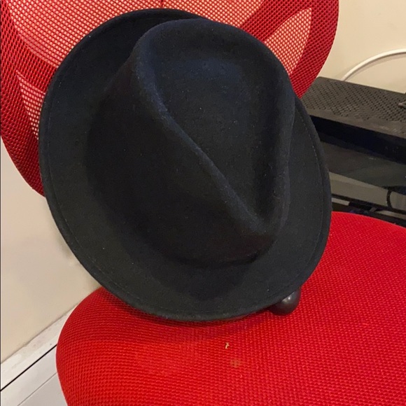 Dobbs - Picture 3 of 3